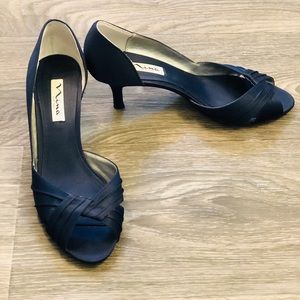 SALE🔥🔥 Nina Navy Satin Peep Toe Kitten Heels